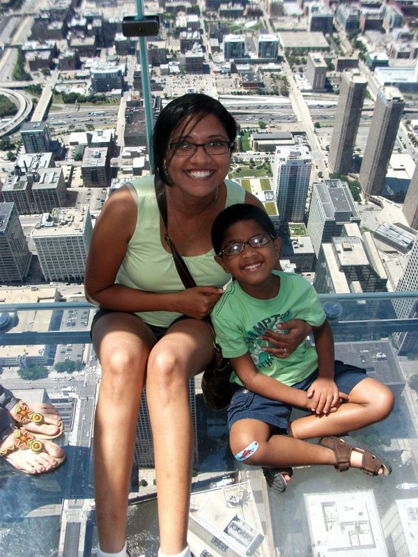 dscf1362.jpg Nums & Josh @ the Skydeck