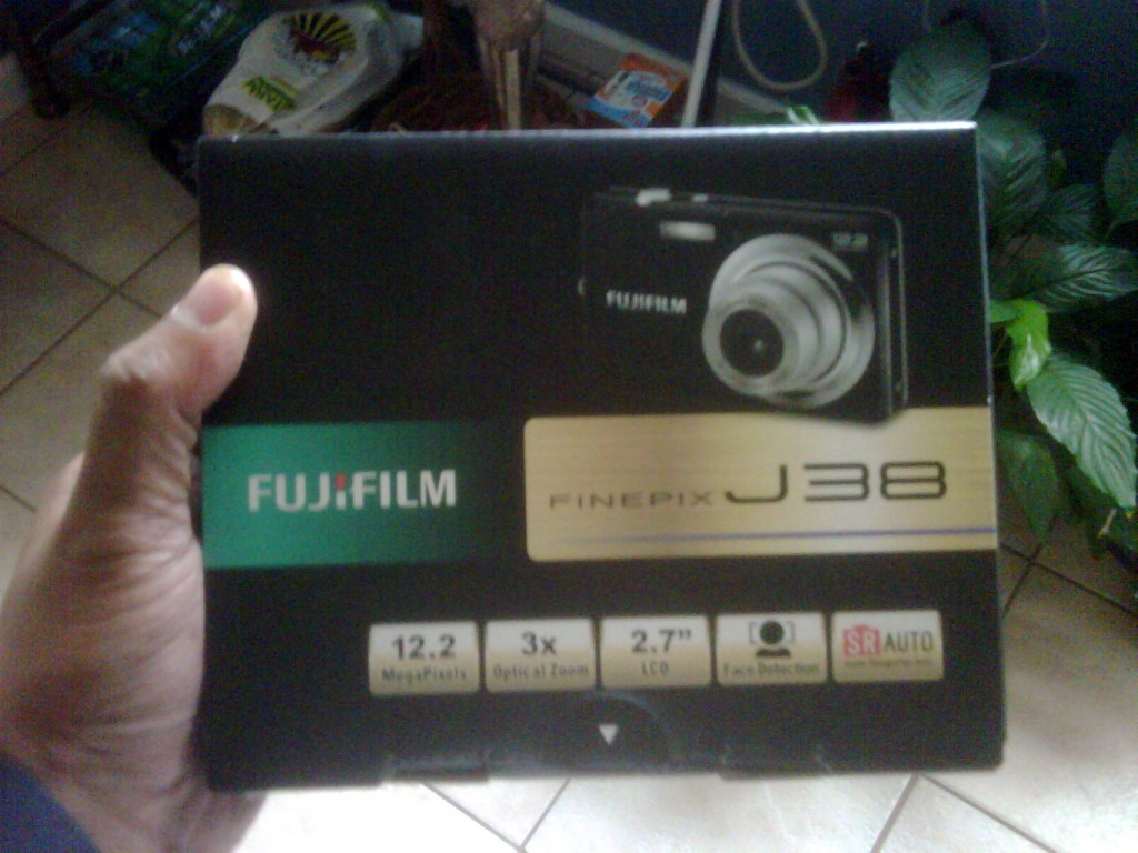 IMG00026-20091030-1251 Our new Fuji arrived